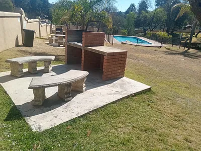 2 Bedroom Apartment To Rent in Roodepoort - zG7O.webp