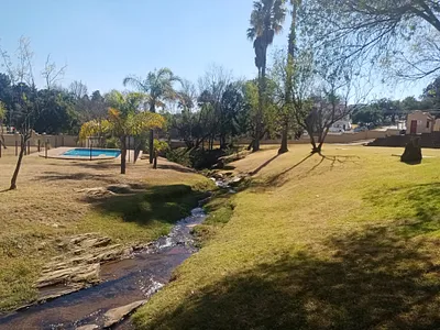 2 Bedroom Apartment For Sale in Roodepoort - sx0q.webp