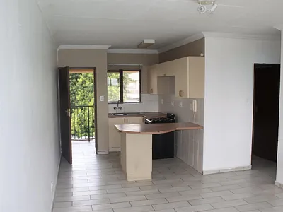2 Bedroom Apartment To Rent in Roodepoort - r7aD.webp
