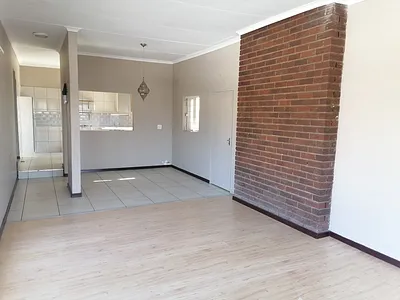 3 Bedroom House To Rent in Krugersdorp - 7nr5.webp