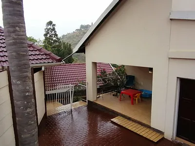 1 Bedroom Apartment To Rent in Roodepoort - img