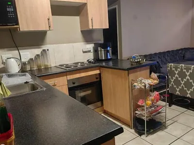 2 Bedroom Apartment To Rent in Roodepoort - img