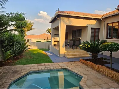 3 Bedroom Townhouse To Rent in Krugersdorp - ktqm.webp