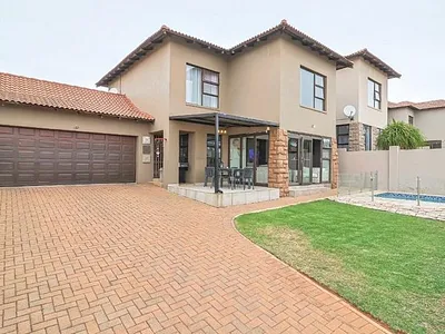 3 Bedroom House To Rent in Krugersdorp - zSB5.webp