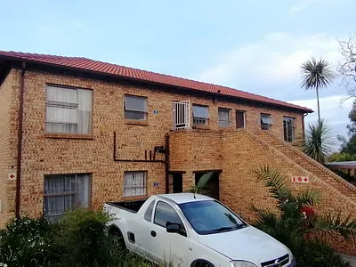 2 Bedroom Apartment To Rent in Roodepoort - DLDU.webp