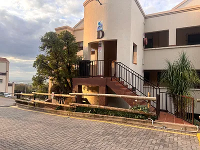 2 Bedroom Apartment To Rent in Roodepoort - img
