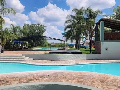 6 Bedroom House For Sale in Mookgopong - img