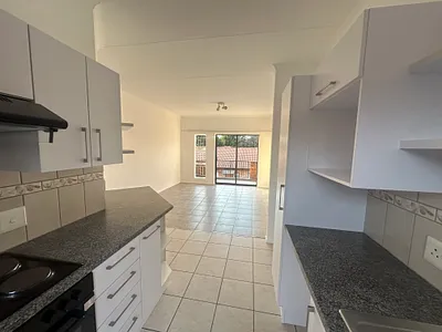 2 Bedroom Apartment To Rent in Roodepoort - OC6c.webp