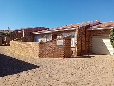 3 Bedroom Townhouse For Sale in Randfontein - WXGJ.webp