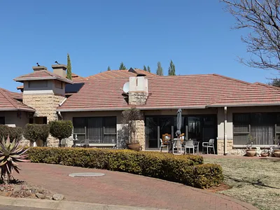 3 Bedroom House For Sale in Bloemfontein - NyVF.webp