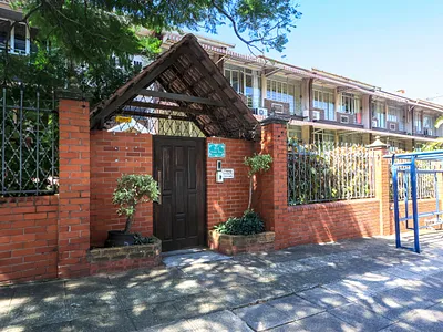 1 Bedroom Apartment For Sale in Durban - qZ1R.webp