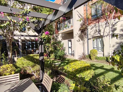 1 Bedroom Apartment For Sale in Cape Town - img