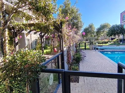 1 Bedroom Apartment For Sale in Cape Town - FaJf.webp