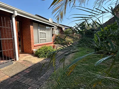 1 Bedroom Townhouse For Sale in Pinetown - img