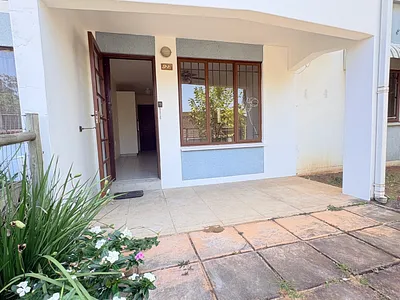 2 Bedroom Townhouse For Sale in Durban - img