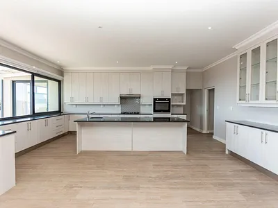 4 Bedroom House For Sale in Myburgh Park, Langebaan - kFLj.webp