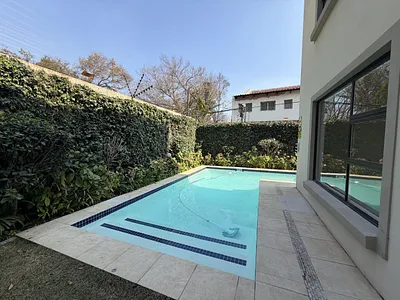 4 Bedroom House To Rent in Sandton - qFYO.webp