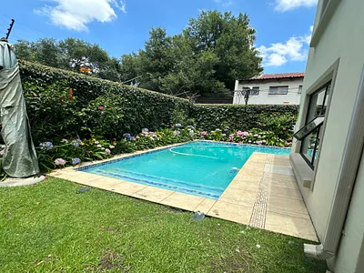 4 Bedroom House To Rent in Sandton - AkHl.webp
