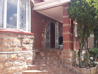 3 Bedroom House For Sale in Johannesburg - VsGG.webp