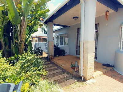 2 Bedroom House For Sale in Johannesburg - e3Tk.webp