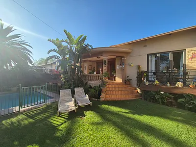 3 Bedroom House For Sale in Johannesburg - 8hAH.webp