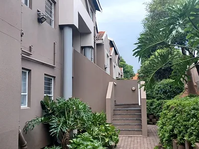 2 Bedroom Townhouse To Rent in Johannesburg - img
