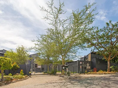 2 Bedroom Apartment For Sale in Edenvale - img