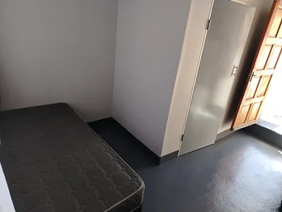 0.5 Bedroom Apartment To Rent in Edenvale - zqxl.webp