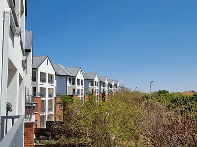 2 Bedroom Apartment For Sale in Edenvale - WbPe.webp