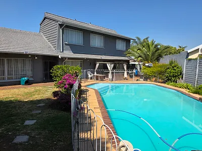 6 Bedroom House For Sale in Edenvale - 4BHU.webp