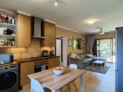 2 Bedroom Apartment For Sale in Edenvale - ih0a.webp