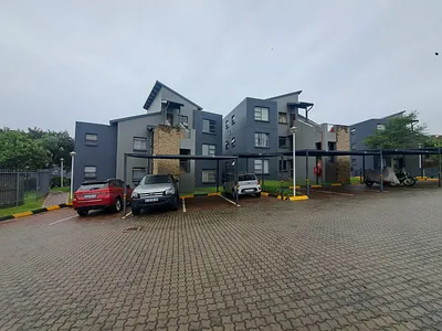 2 Bedroom Apartment To Rent in Edenvale - LVo0.webp