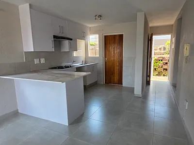 2 Bedroom Townhouse To Rent in Johannesburg - img