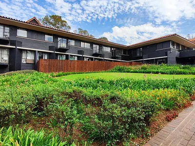 1 Bedroom Apartment For Sale in Bedfordview - jeoC.webp