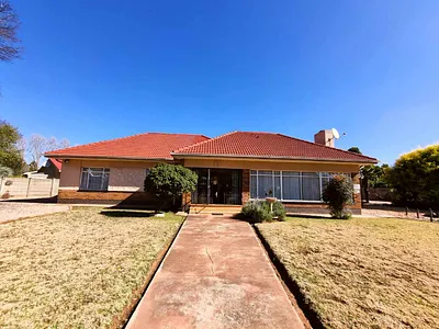 3 Bedroom House For Sale in Parys - 7xtz.webp