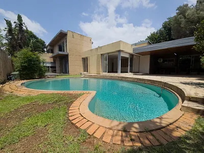 5 Bedroom House To Rent in Pretoria - HtY7.webp
