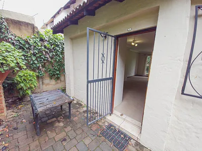 1 Bedroom Apartment To Rent in Pretoria - iqgs.webp