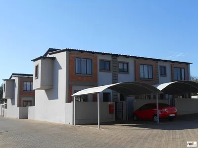 3 Bedroom Townhouse To Rent in Centurion - jDZR.webp