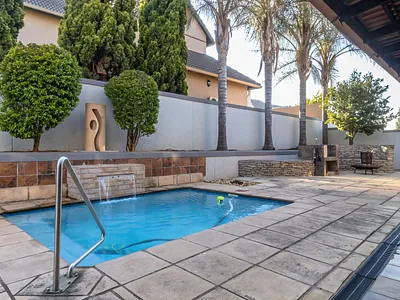 4 Bedroom House For Sale in Centurion - img