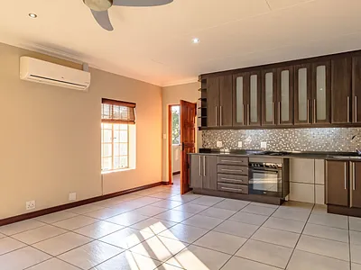 2 Bedroom Apartment To Rent in Centurion - 1NyH.webp