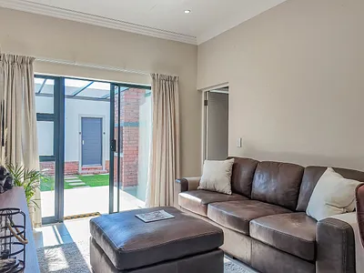 3 Bedroom House For Sale in Pretoria - img