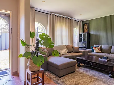 3 Bedroom House For Sale in Centurion - qJ5r.webp