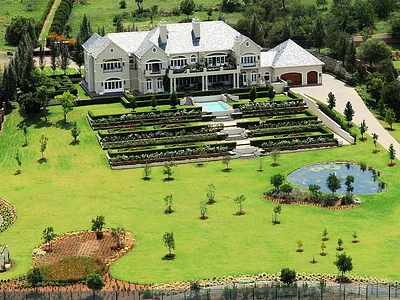 4 Bedroom House For Sale in Centurion - DVBu.webp