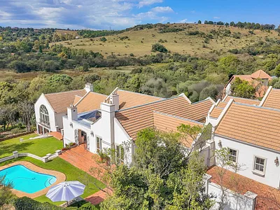 7 Bedroom House For Sale in Centurion - Ut6e.webp