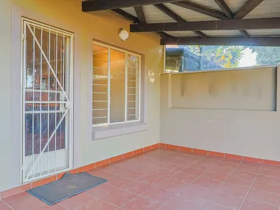 2 Bedroom Townhouse To Rent in Pretoria - 2tEQ.webp