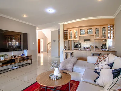 4 Bedroom House For Sale in Centurion - YNyk.webp