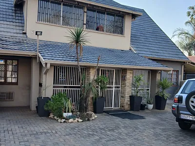 3 Bedroom Apartment To Rent in Pretoria - img