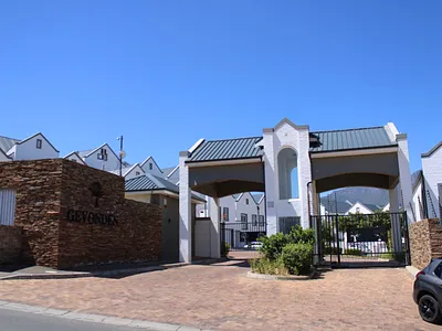 3 Bedroom House For Sale in Stellenbosch - vUTT.webp