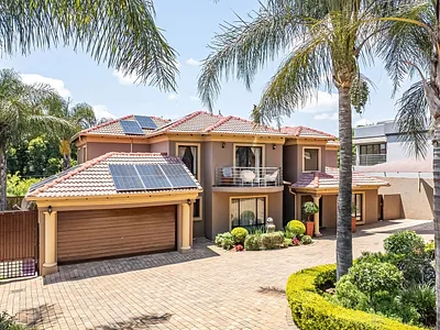 4 Bedroom House For Sale in Centurion - Z4GI.webp