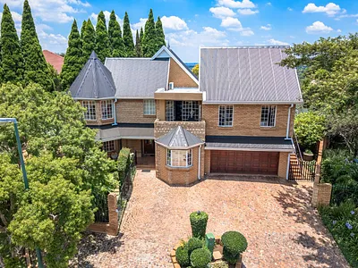 4 Bedroom House For Sale in Centurion - kAUa.webp